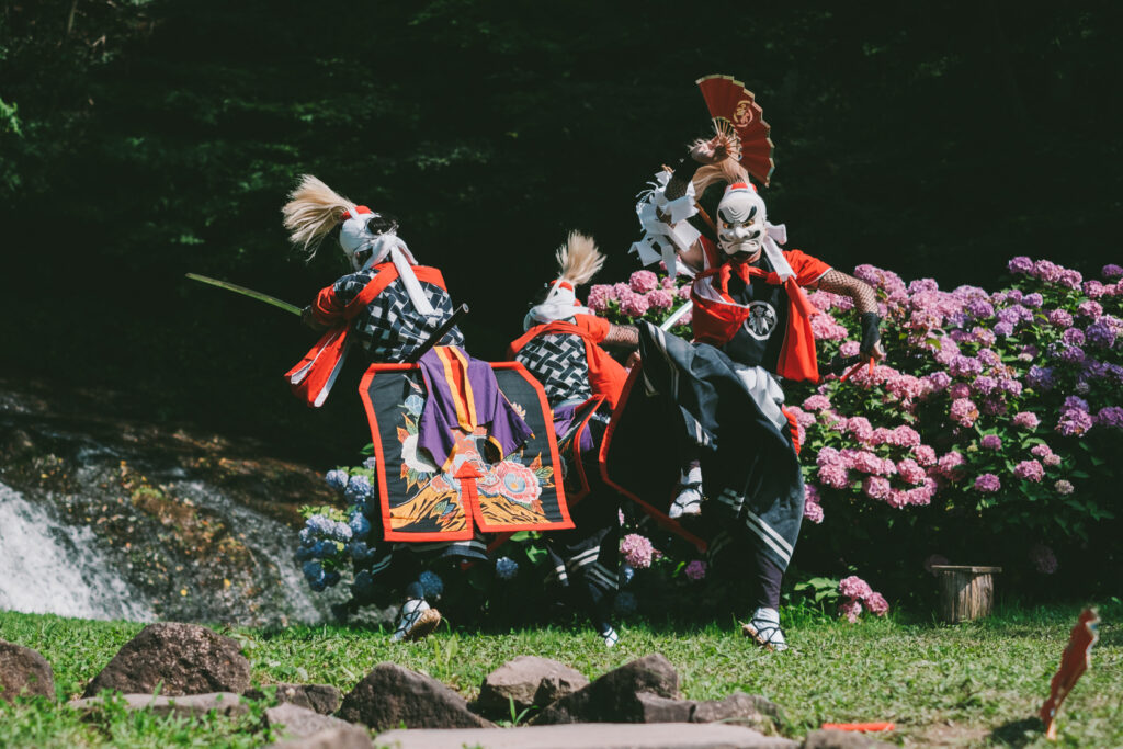 あじさい, 鬼剣舞, 黒岩鬼剣舞, 親水公園お滝さん の写真