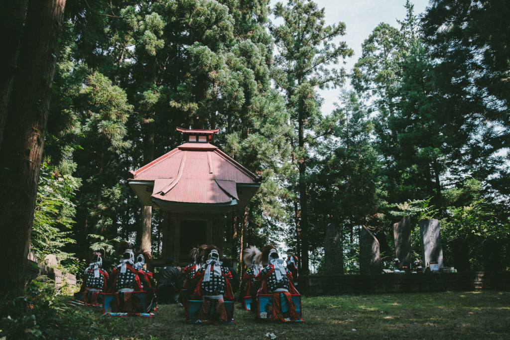 三峯神社, 北藤根鬼剣舞, 盆供養 の写真