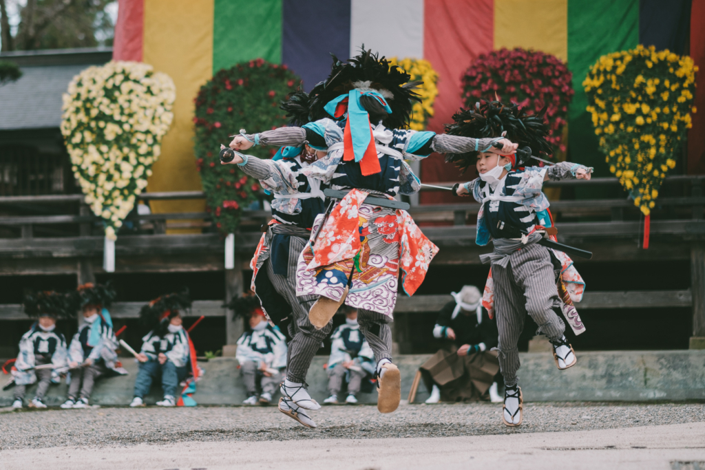 三人怒者, 川西大念仏剣舞, 中尊寺 の写真