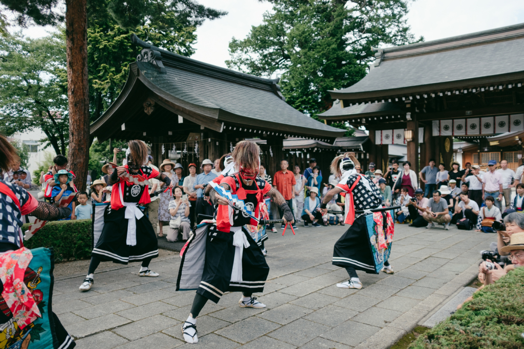 岩崎鬼剣舞, 諏訪神社, 北上みちのく芸能まつり の写真