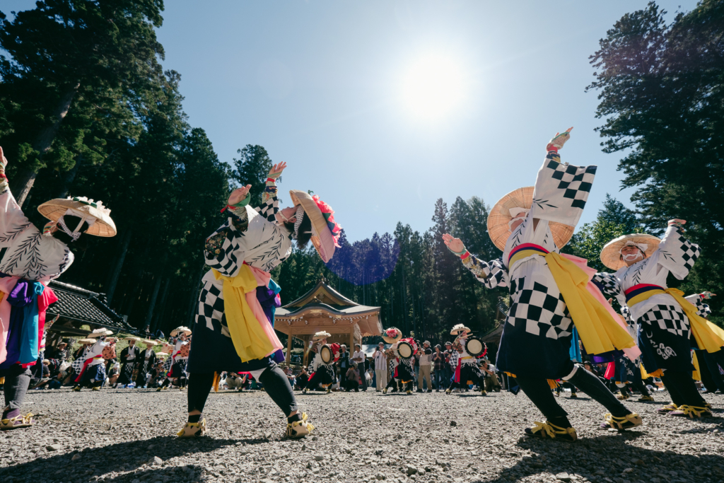 三本柳さんさ踊り, 六神石神社例大祭 の写真