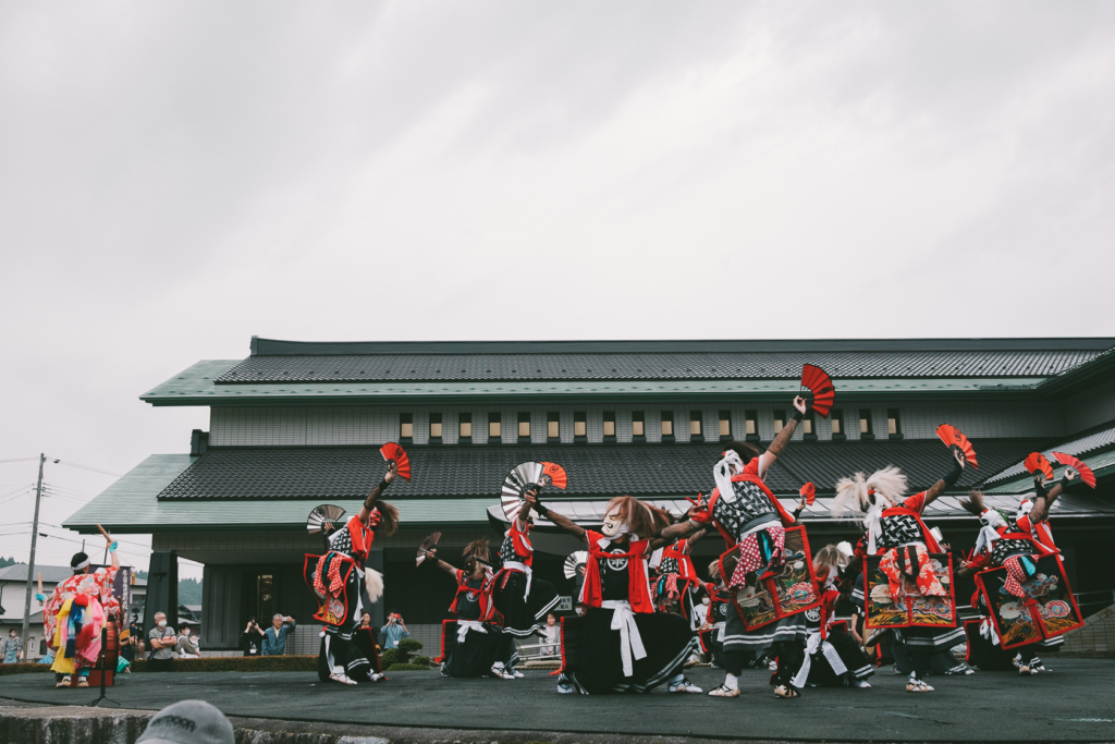 一番庭, 鬼の館, 谷地鬼剣舞 の写真