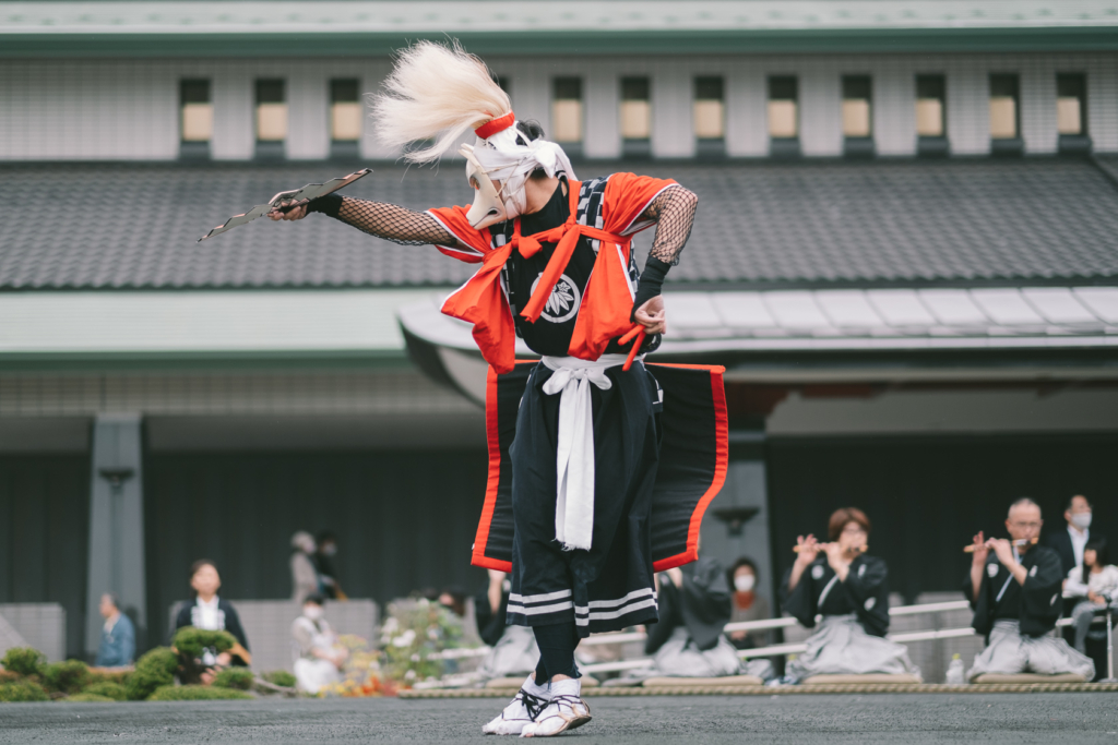 鬼の館, 狐剣舞, 谷地鬼剣舞 の写真