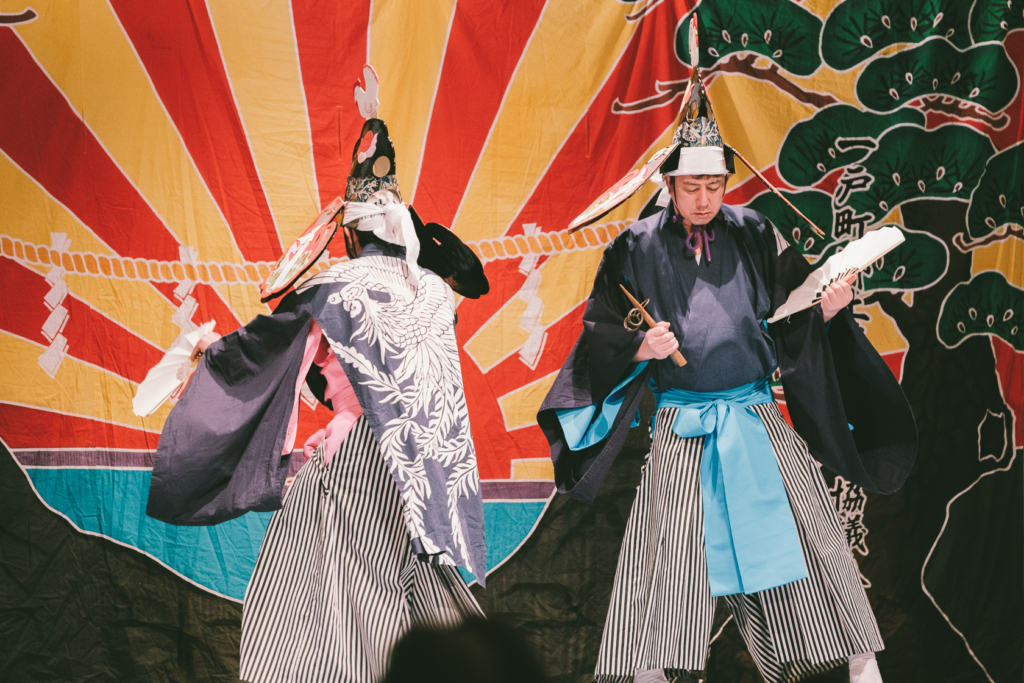 鳥舞, 田中新山社神楽 の写真
