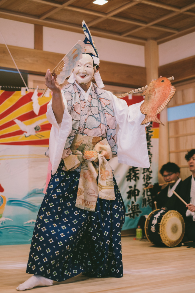 恵比寿舞, 黒森神楽, 黒森神社 の写真