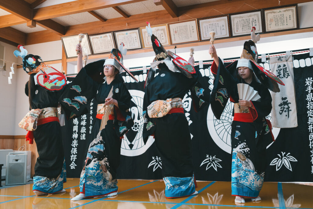 鶏舞, 石鳩岡神楽