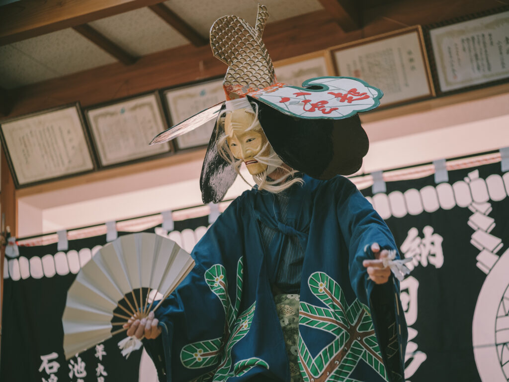岩戸開き, 石鳩岡神楽