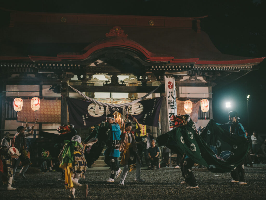 八幡大神楽, 豊間根白山神社