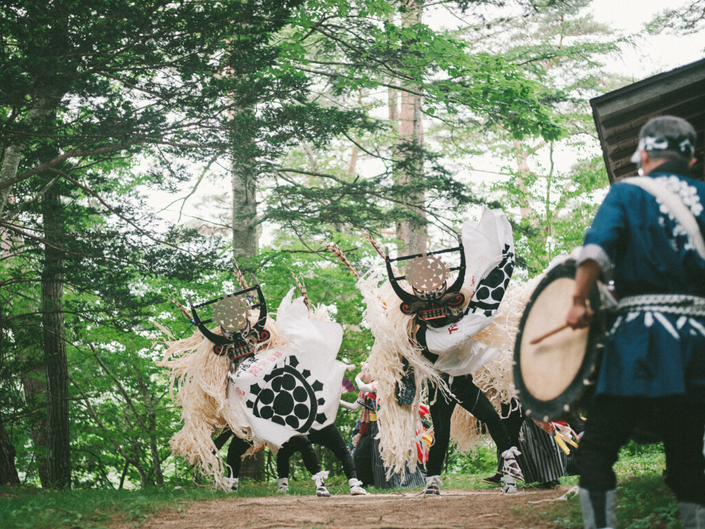 早池峯神社, 早池峯神社例大祭, 張山しし踊り