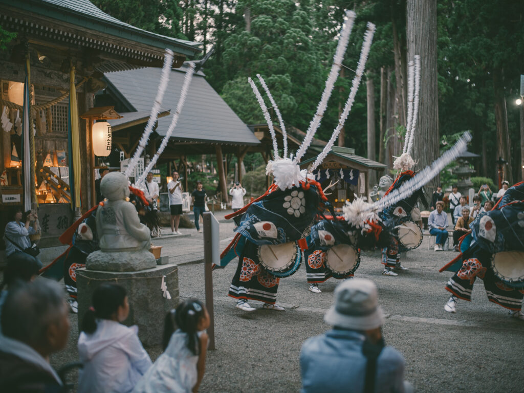 南部流成島鹿踊